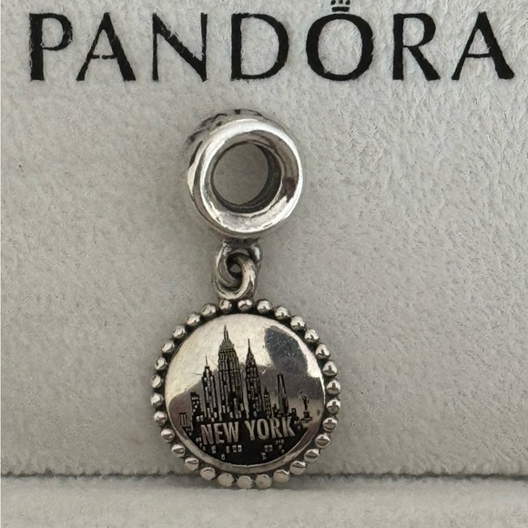 Authentic Pandora New York City Dangle Charm - Picture 3 of 7
